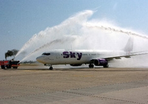 Sky Airlines battı Antalya’da 5 bin turist açıkta kaldı