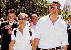 Hülya Avşar'ın Sadettin Saran'dan ilginç intikamı
