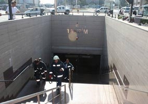 Metro'da yangın çıktı