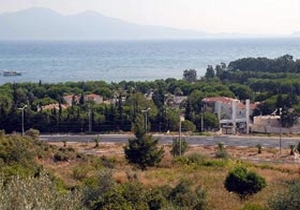 Toprak'ın Kuşadası'ndaki malikanesini kim aldı?