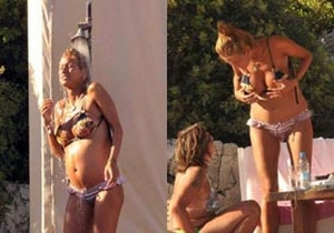 Bikini küçük geldi
