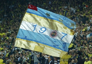 Herkes destan bekliyor