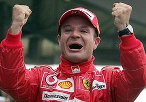 Birincilik Rubens Barrichello'nun