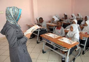 Zenci çocuklar Türkçe konuşuyor