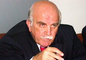 Bakan Coşkun, Reklam Konseyi'nde medya temsilcilerinin sorunlarını dinledi