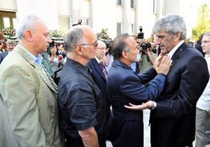 Demir'in annesi toprağa verildi