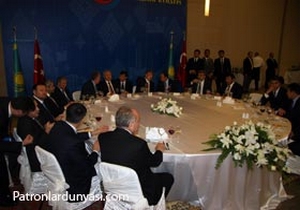 Gazeteciler ilham verdi bürokrasi de fasıl yapıyor