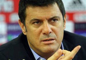 Galatasaray'da istifa eden Şardan'a terfi gibi görev