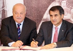 Şenol Güneş 4.ncü kez imza attı