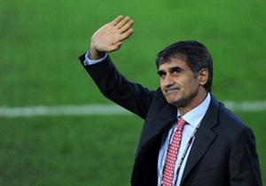 Şenol Güneş: Fenerbahçe haklı bir galibiyet aldı