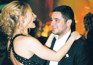 Hacı Sabancı'dan ex aşkına tebrik mesajı