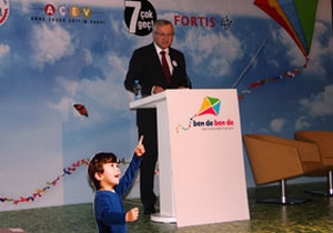 Esenyurt'u gezdi, "ben de" dedi