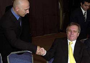 Fenerbahçe'de Kutlualp istifa etti