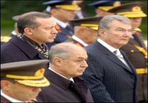 Cumhuriyet 82 yaşında