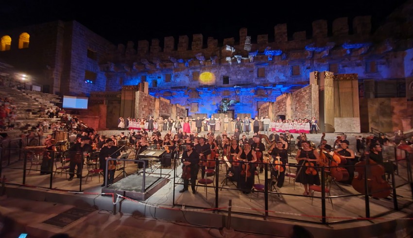 30. Uluslararası Aspendos Opera ve Bale Festivali'nde "Tosca" operası sahnelendi