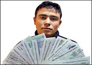 Bankalar TL’li çekleri kabul etmeyince esnaf zorda kaldı