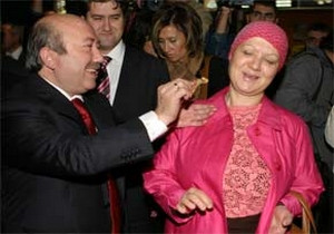 Unakıtan'ın eşine Maliye sorgusu