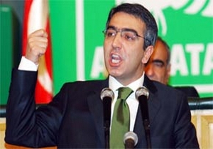 Mumcu'dan küfürlü beyanat