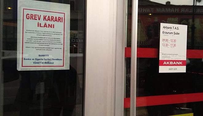 35 yıl sonra ilk grev! Bakanlar Kurulu'ndan flaş Akbank kararı