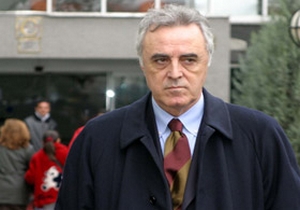 Canaydın'a tazminat davası