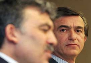 Ermeni tasarısı ertelendi Fransız işadamları sevindi