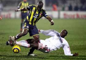Fenerbahçe ezdi geçti