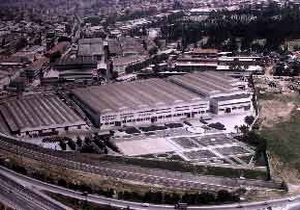 Uzel, Bayrampaşa'daki  traktör fabrikası arazisini satıyor