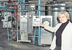 Kadın patrona süt bile yok