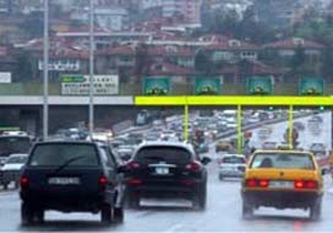 İstanbul'da 5 kişiye bir araba