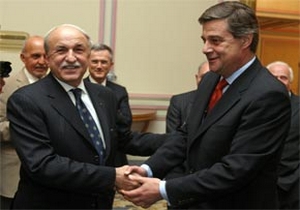 Aziz Zapsu'ya yeni ortaklar geldi