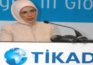 ’First Lady’ler zirvesi