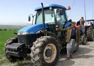 Türk tasarım ve lisansı taşıyan ilk traktör 'Erkunt' ihracata başladı