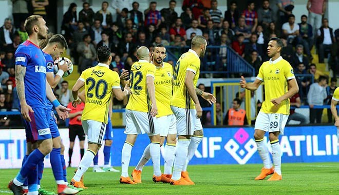 Fenerbahçe, Karabükspor'a 7 gol attı! Yarış son haftaya kaldı