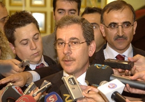 Bankacılık Yasası ekime kaldı