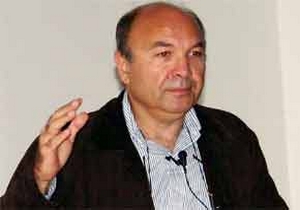 'Şapkadan farklı birşey çıkartan para kazanır'