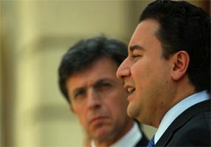 Özince, Anadolu yaklaşımına uzak