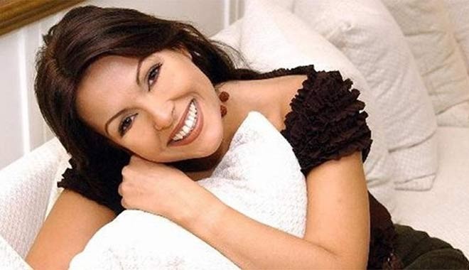 55 yaşındaki Aydan Şener'in bikinili fotoğrafı olay oldu