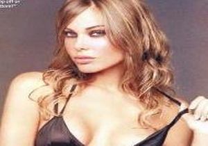 İşte en seksi futbolcu eşleri