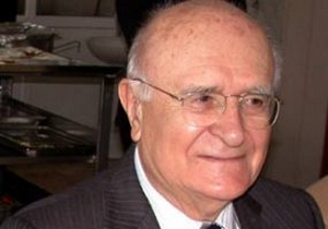 Şevket Demirel'in malları satılıyor