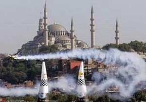 Çılgın pilotlar büyüledi