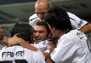 Beşiktaş İnönü'de esti