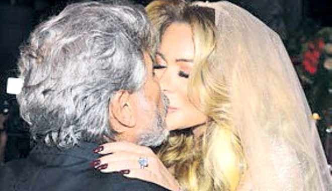 66 yaşındaki işadamı 44 yaşındaki sevgilisiyle evlendi
