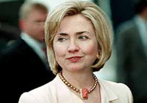 Versace'den Hillary Clinton'a giyim tavsiyesi