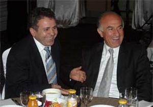 '1 milyon dolar versinler satayım'