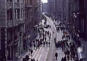 İstiklal Caddesi'ni kahve kokusu sardı