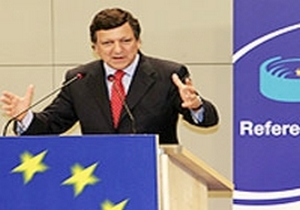 'AB, Türkiye'nin adaylığını açıkça tartışmalı'