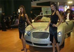 Süper lüks Bentley'den Türkiye'de kaç tane satıldı?