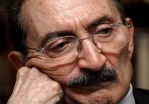 Ecevit'e, Parkinson tedavisi yanlış uygulanmış