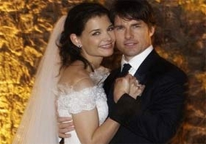 Eşi, Tom Cruise'u David Beckham'la yatakta bastı iddiası