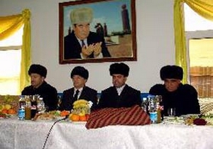 Türkmenbaşı için Türk şirketinden yemek